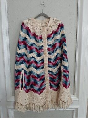 Vintage retro handmade poncho grandmacore cottagecore tassels os button up croch